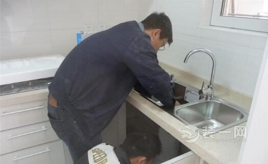 呼和浩特装修网告诉你装修中水槽安装怎么做